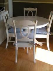 White Round Table with 4 Chairs